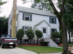 46 Hatfield Rd, Newton, MA 02465 exterior