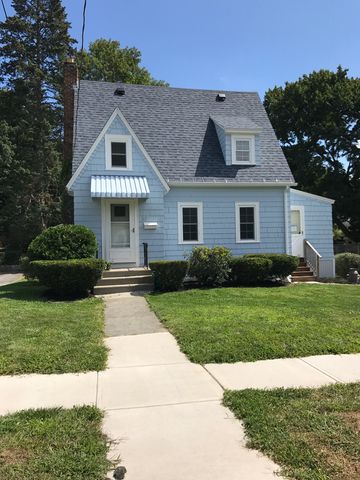 25 Dellwood Rd, Worcester, MA 01602 exterior