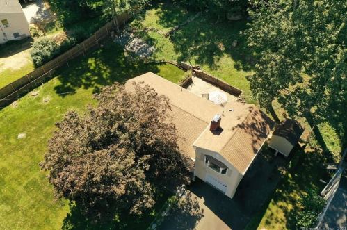 35 Midrocks Rd, Ridgefield, CT 06877 exterior