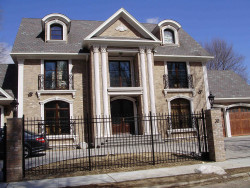 30 Village Cir, Newton, MA 02459 exterior