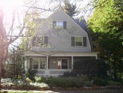 17 Oxford Rd, Newton, MA 02459 exterior