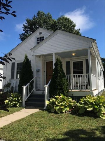 46 Iona St, Providence, RI 02908 exterior