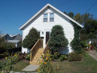 44 Hoover St, Burlington, VT 05401 exterior