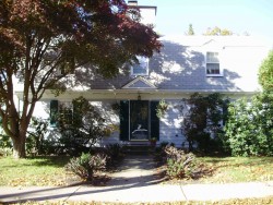 271 Cypress St, Newton, MA 02459 exterior