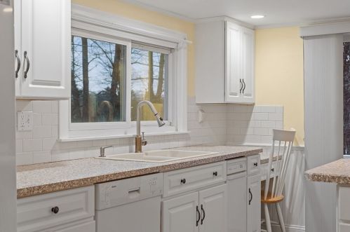 262 Main St, Middleton, MA 01949 exterior
