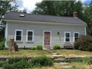5 Ledge Rd, Chester, NH 03036 exterior