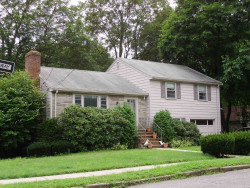 72 Heatherland Rd, Newton, MA 02461 exterior