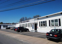 87 Rumford Ave, Newton, MA 02466 exterior