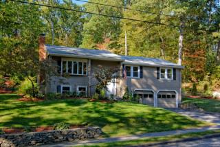 24 Linda St, Westboro, MA 01581 exterior