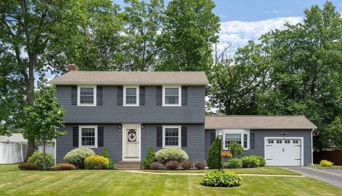 11 Hastings Ln, Nashua, NH 03064 exterior
