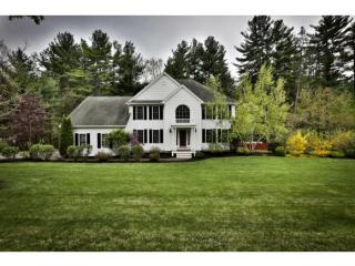 8 Hadley Dr, Nashua, NH 03062 exterior