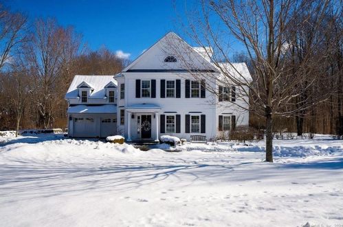 6 Clarkson Ln, Deep River, CT 06419 exterior