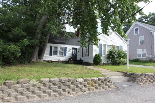 148 Sabattus St, Lewiston, ME 04240 exterior