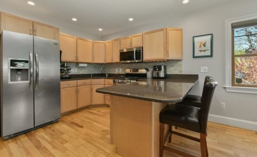 87 Fort Ave, Roxbury-Xing, MA 02119 exterior
