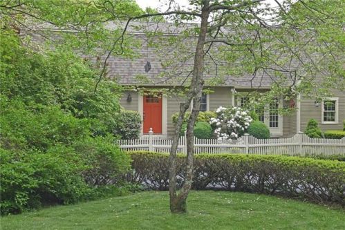 133 Sisson Rd, Coventry, RI 02827 exterior