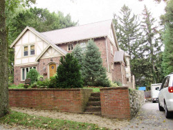 15 Fredana Rd, Newton, MA 02468 exterior