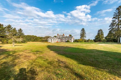30 Mill Hill Rd, Edgartown, MA 02539 exterior