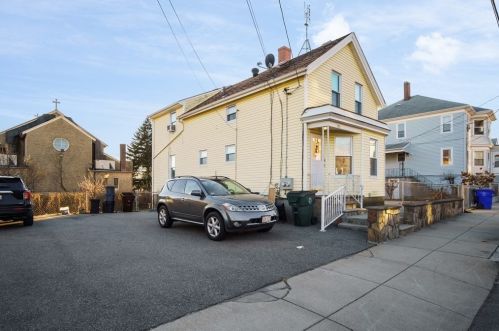 205 London St, Fall-River, MA 02723 exterior