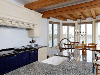 56 Old Dunning Rd, Harpswell, ME 04079 exterior