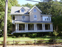 84 Parker St, Newton, MA 02459 exterior
