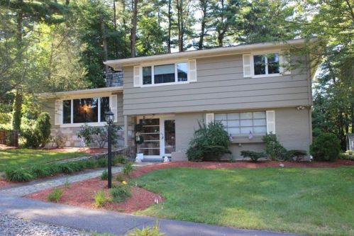 18 Doncaster Cir, Lynnfield, MA 01940 exterior