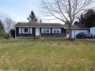 12 Natalie Ct, Thomaston, ME 04861 exterior
