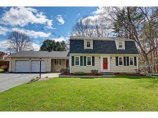 131 Attleboro Rd, Cumberland, RI 02864 exterior