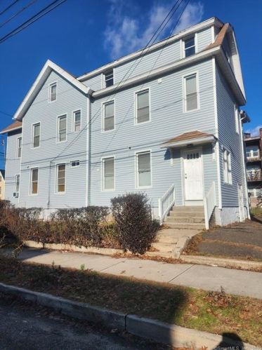1048 Kossuth St, Bridgeport, CT 06608 exterior