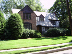 304 Greenwood St, Newton, MA 02459 exterior