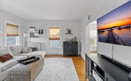 1198 Chestnut St, Newton, MA 02465 exterior