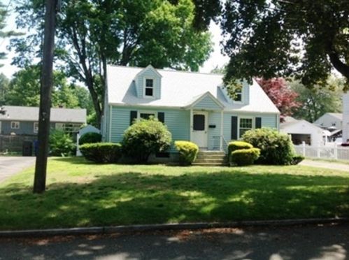21 Lynwood Ter, Springfield, MA 01104 exterior
