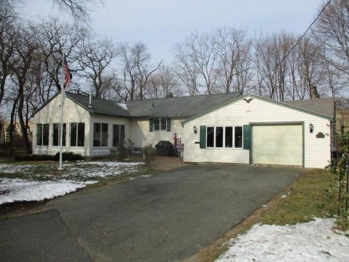 1 Orchard Lane Ext, Danvers, MA 01923 exterior