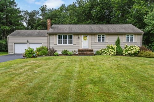 46 Beacon St, West Bridgewater, MA 02379 exterior