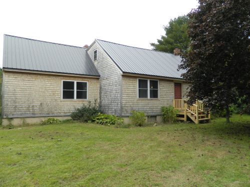 339 Coopers Mills Rd, Windsor, ME 04363 exterior