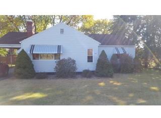 129 West Ave, Ludlow, MA 01056 exterior