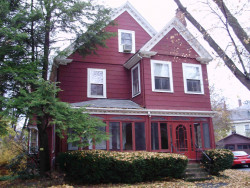 18 Hollis St, Newton, MA 02458 exterior