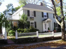 9 Glen Rd, Newton, MA 02459 exterior