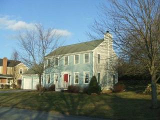 64 Pequot Ln, Middletown, RI 02842 exterior