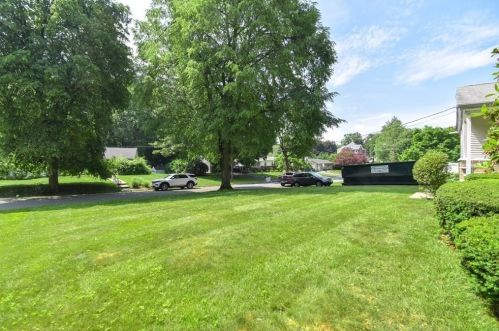 34 Candice Cir, Springfield, MA 01107 exterior