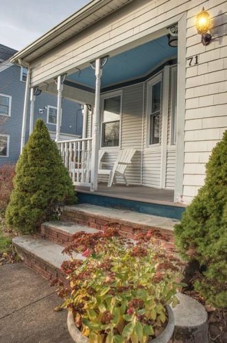 71 Strathmore Rd, Providence, RI 02905 exterior