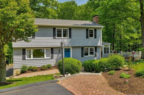41 Virginia Ct, Ridgefield, CT 06877 exterior