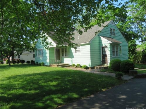 641 Talcottville Rd, Vernon, CT 06066 exterior