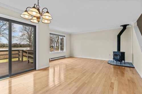 200 Fishing Cove Rd, North-Kingstown, RI 02852 exterior