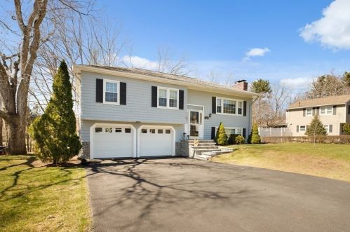 14 Towle Rd, Walpole, MA 02081 exterior
