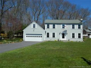 92 Castle Hill Rd, Pawcatuck, CT 06379 exterior