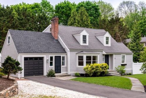 25 Red Gate Ln, Cohasset, MA 02025 exterior