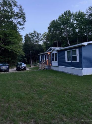 1110 Main St, Bowdoin, ME 04287 exterior