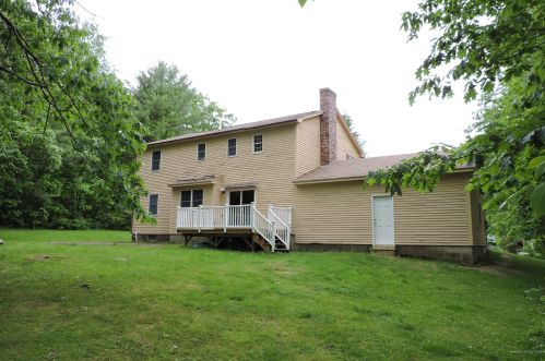 3 Ashley Ter, Waterville, ME 04901 exterior