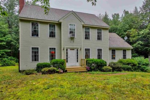 58 Bittersweet Ln, Chester, NH exterior