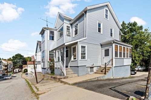 40 Paradis Ave, Woonsocket, RI 02895 exterior